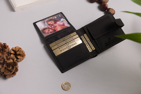 Personalised Engraved Black Hunter Bifold Leather Wallet With Coin Pocket