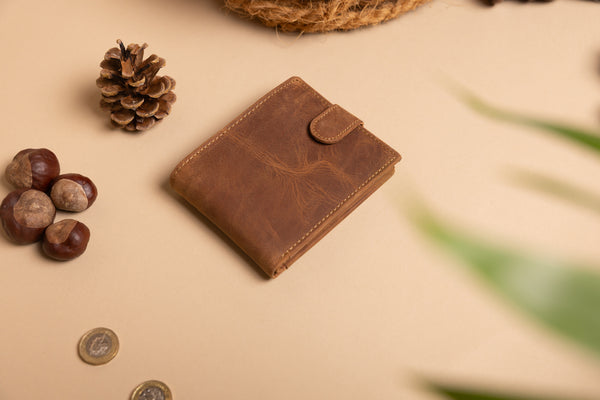 Personalised Engraved Rustic Brown Bifold Leather Wallet With Card Holder