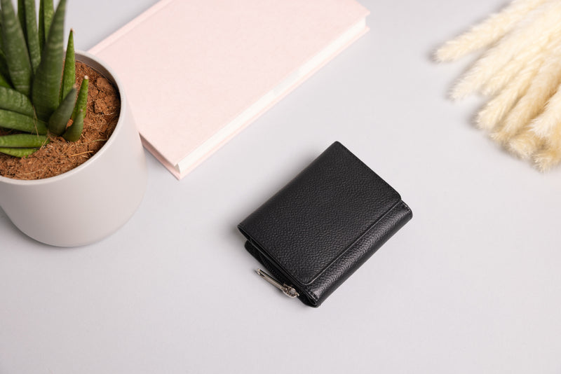 Personalised Engraved Black Leather Purse