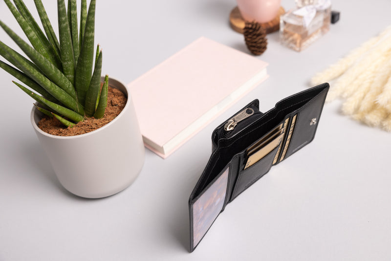 Personalised Engraved Black Leather Purse