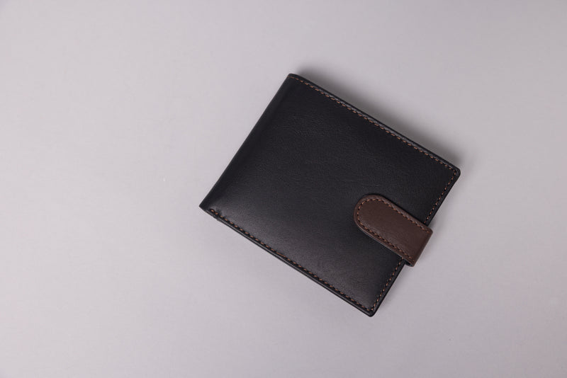 Personalised Black & Brown Leather Wallet – Bifold with Coin Pocket