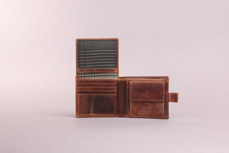 Personalised Engraved Brown Bifold Leather Wallet