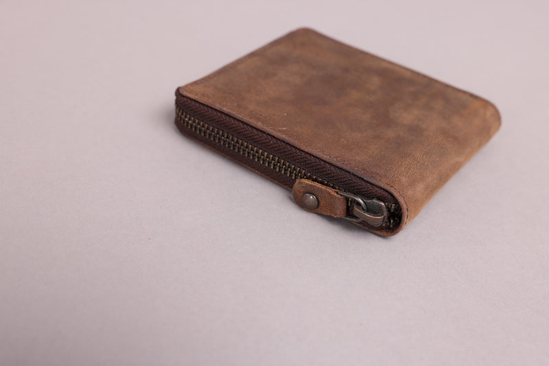 Personalised Engraved Rustic Brown Bifold Leather Zip Around Wallet