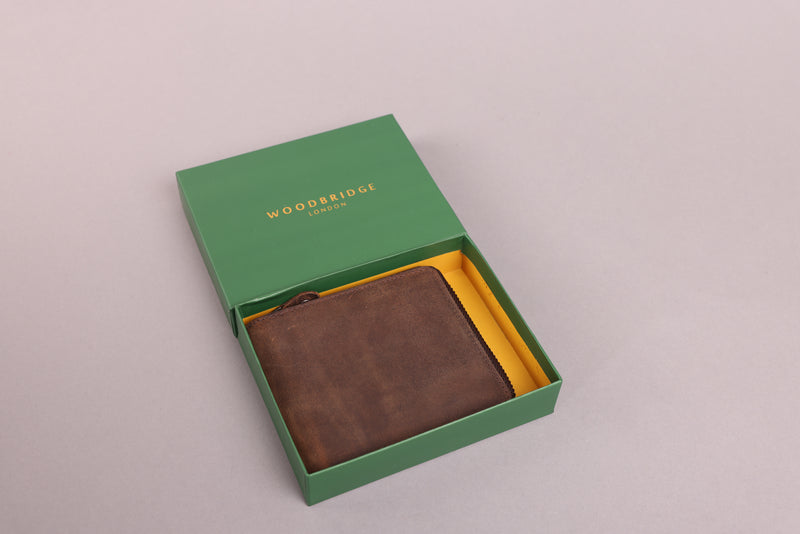 Personalised Engraved Rustic Brown Bifold Leather Zip Around Wallet