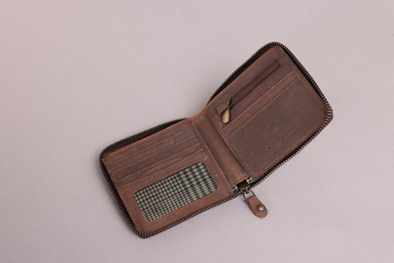 Personalised Engraved Rustic Brown Bifold Leather Zip Around Wallet