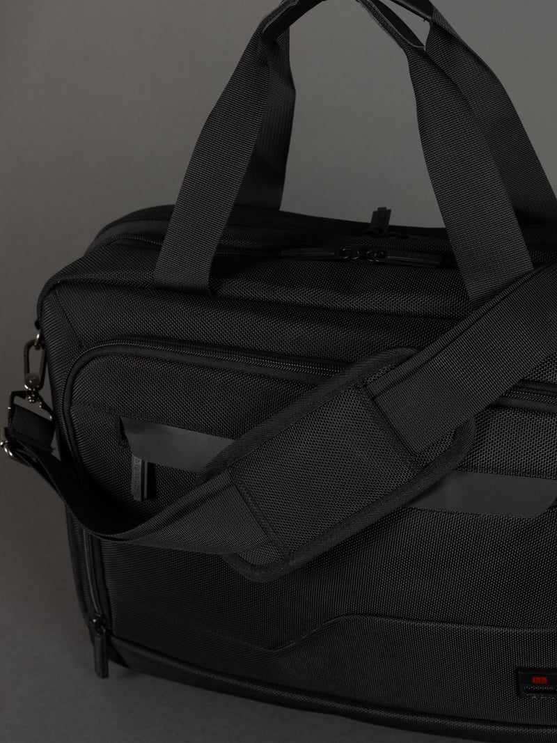 Highbury Black Business Bag – Professional Laptop Briefcase with Organiser Sections & Shoulder Strap