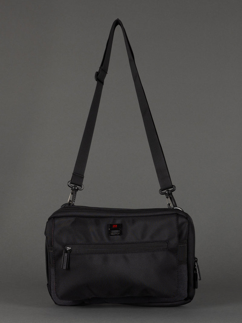 Highbury Compact Travel Bag – Your Essential Travel Companion