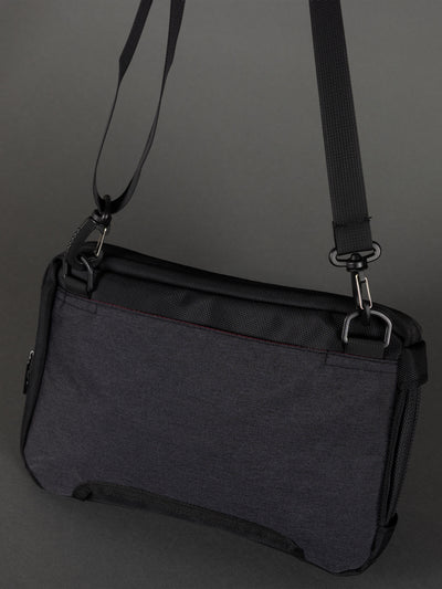 Highbury Compact Travel Bag – Your Essential Travel Companion