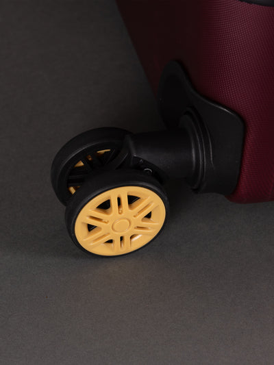 Highbury Burgundy Hardside Luggage Polypropylene Hard-Shell Spinner/Suitcase Set with 8 Wheels - 29 inches, 25 inches, 20 inches