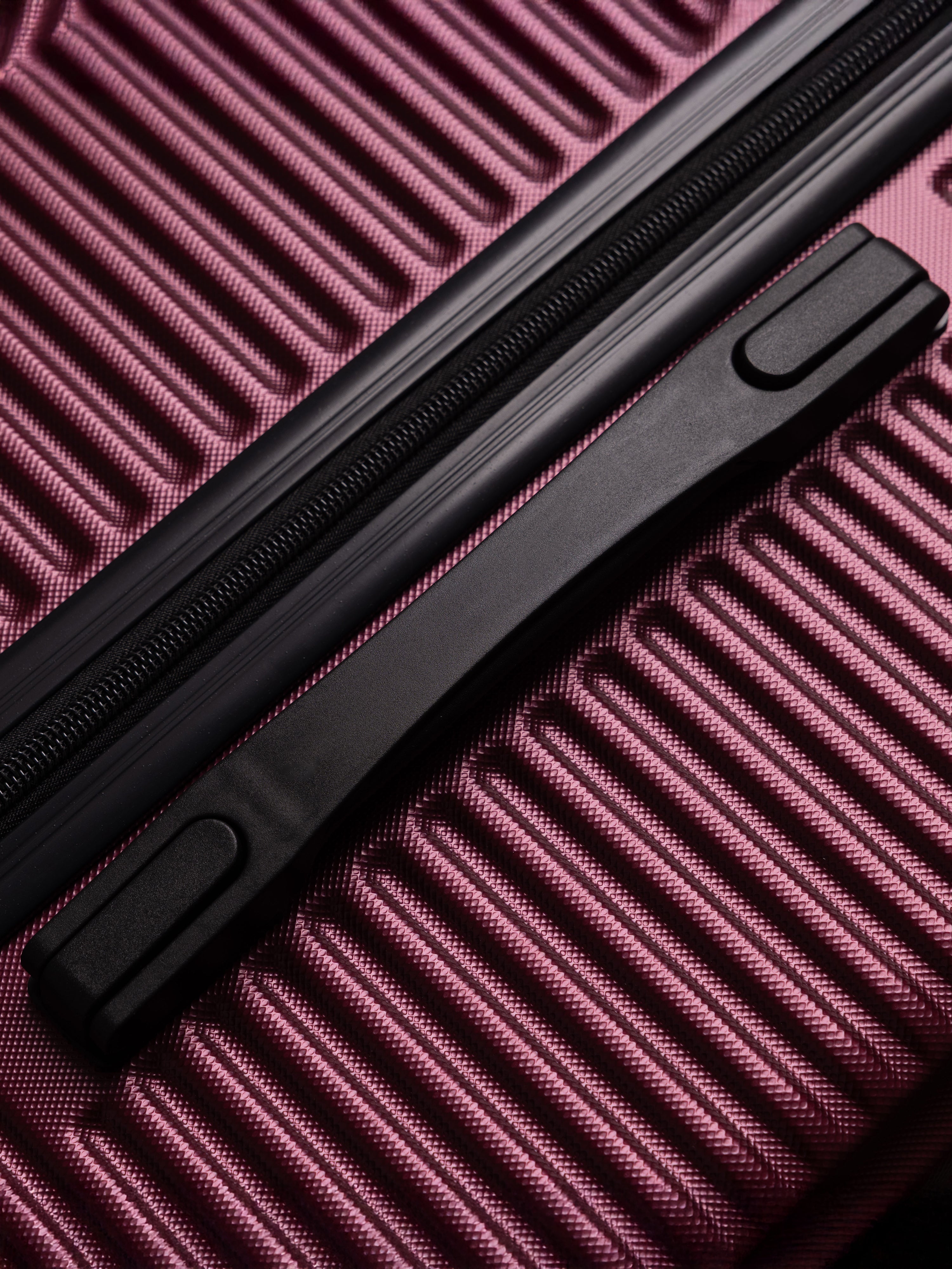 Highbury Burgundy Hardside Luggage Polypropylene Hard-Shell Spinner/Suitcase Set with 8 Wheels - 29 inches, 25 inches, 20 inches