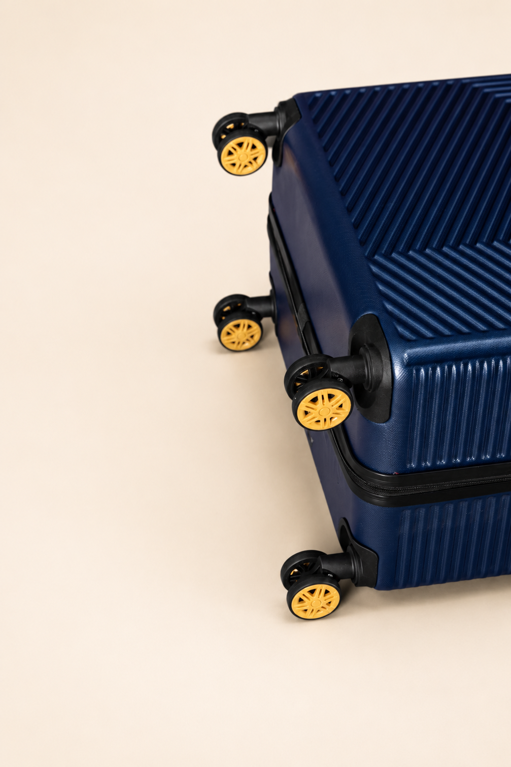 Highbury Navy Hardside 4-Piece Luggage Set – Polypropylene Suitcases with 8 Spinner Wheels (14", 16", 25", 29")
