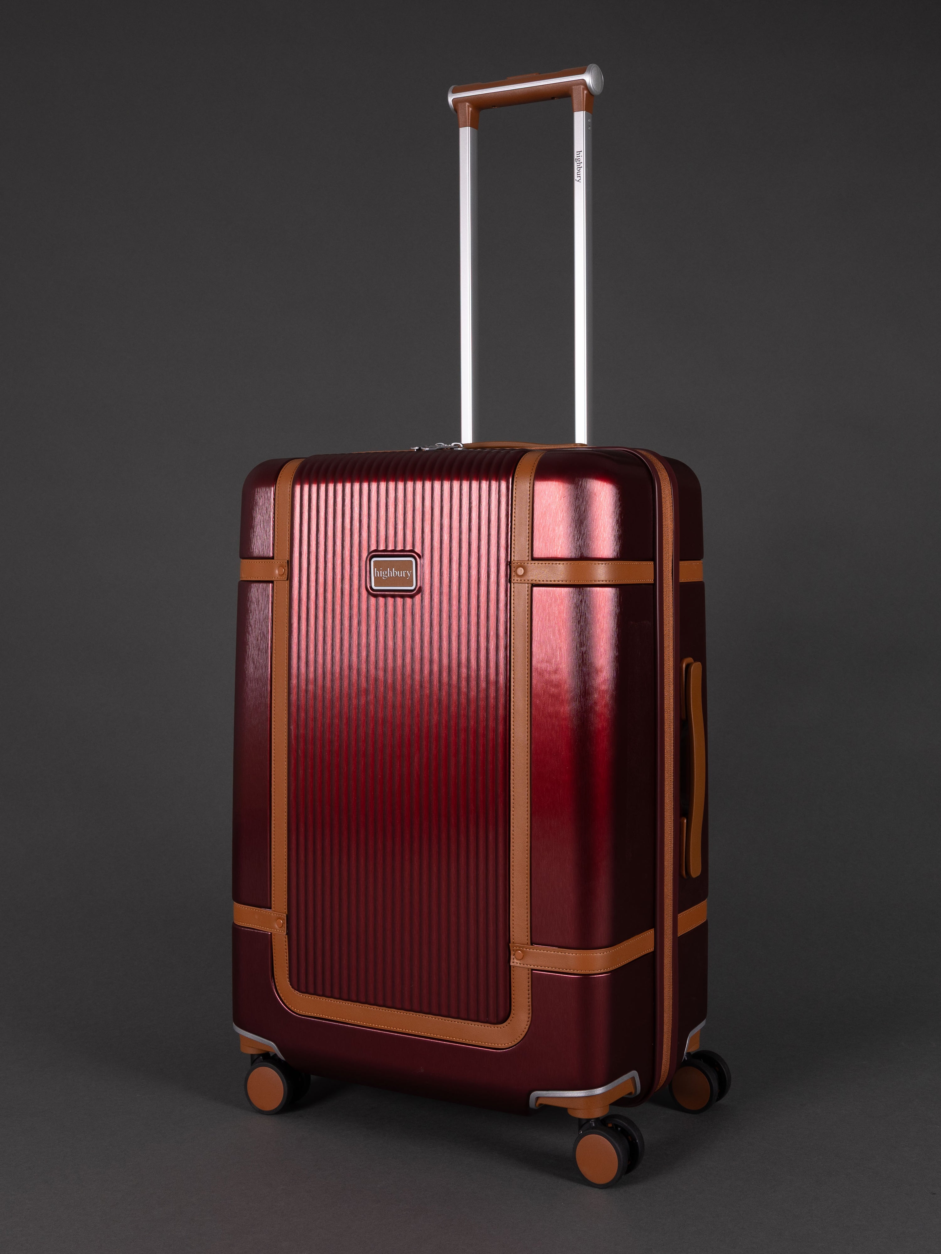 "Highbury Elegance 3 piece luggage set with 10-year warranty"