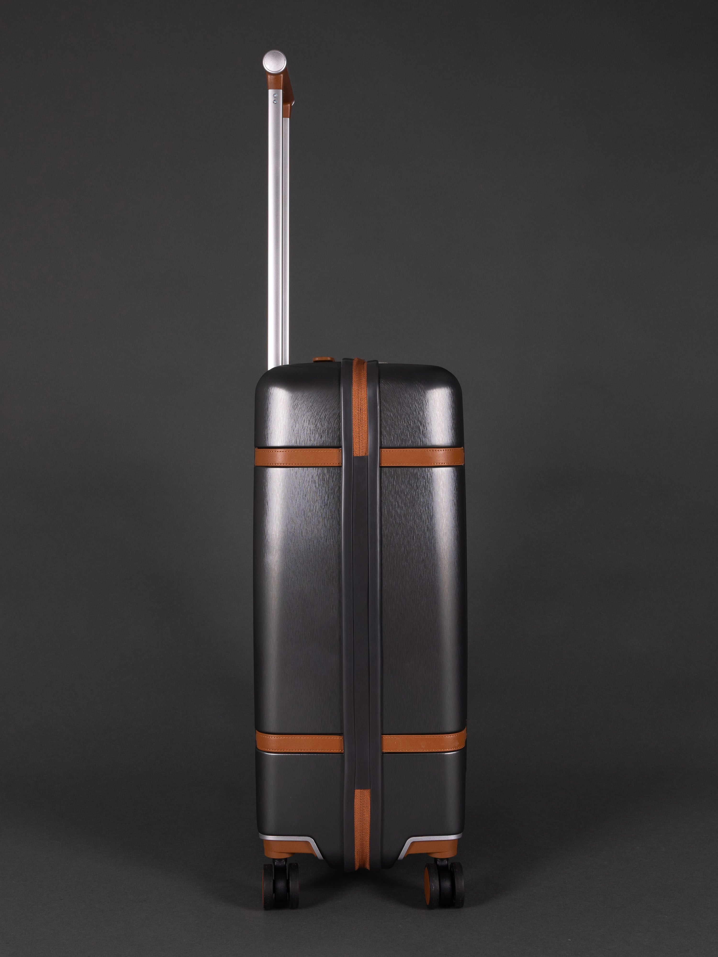 Highbury Elegance Dark Grey TSA Hard-Shell 4-Wheel Spinner Luggage – 10 Year Warranty