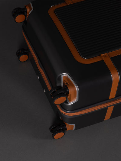 Highbury Elegance Dark Grey TSA Hard-Shell 4-Wheel Spinner Luggage – 10 Year Warranty