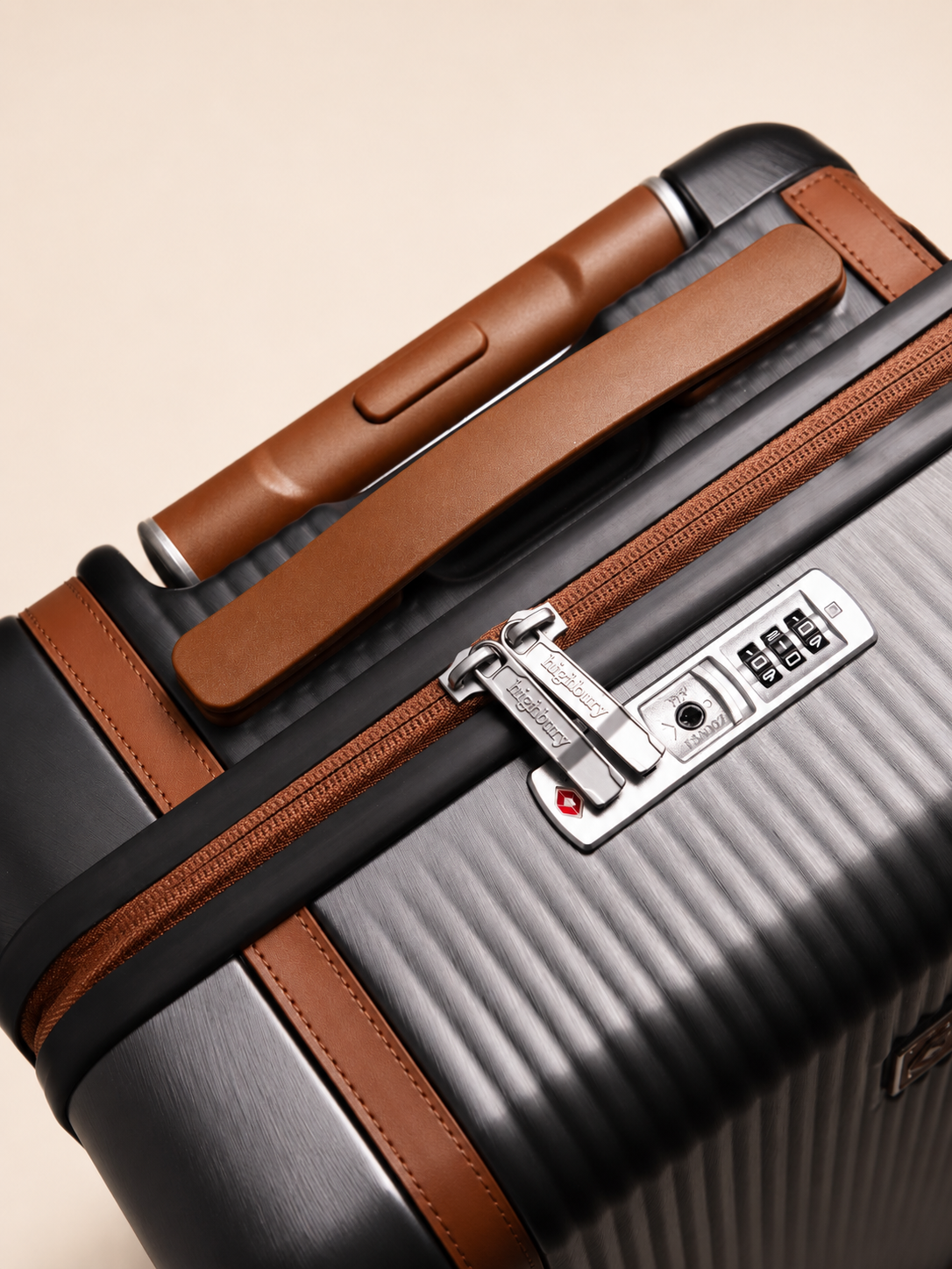 Highbury Elegance Dark Grey TSA Hard-Shell 4-Wheel Spinner Luggage – 10 Year Warranty
