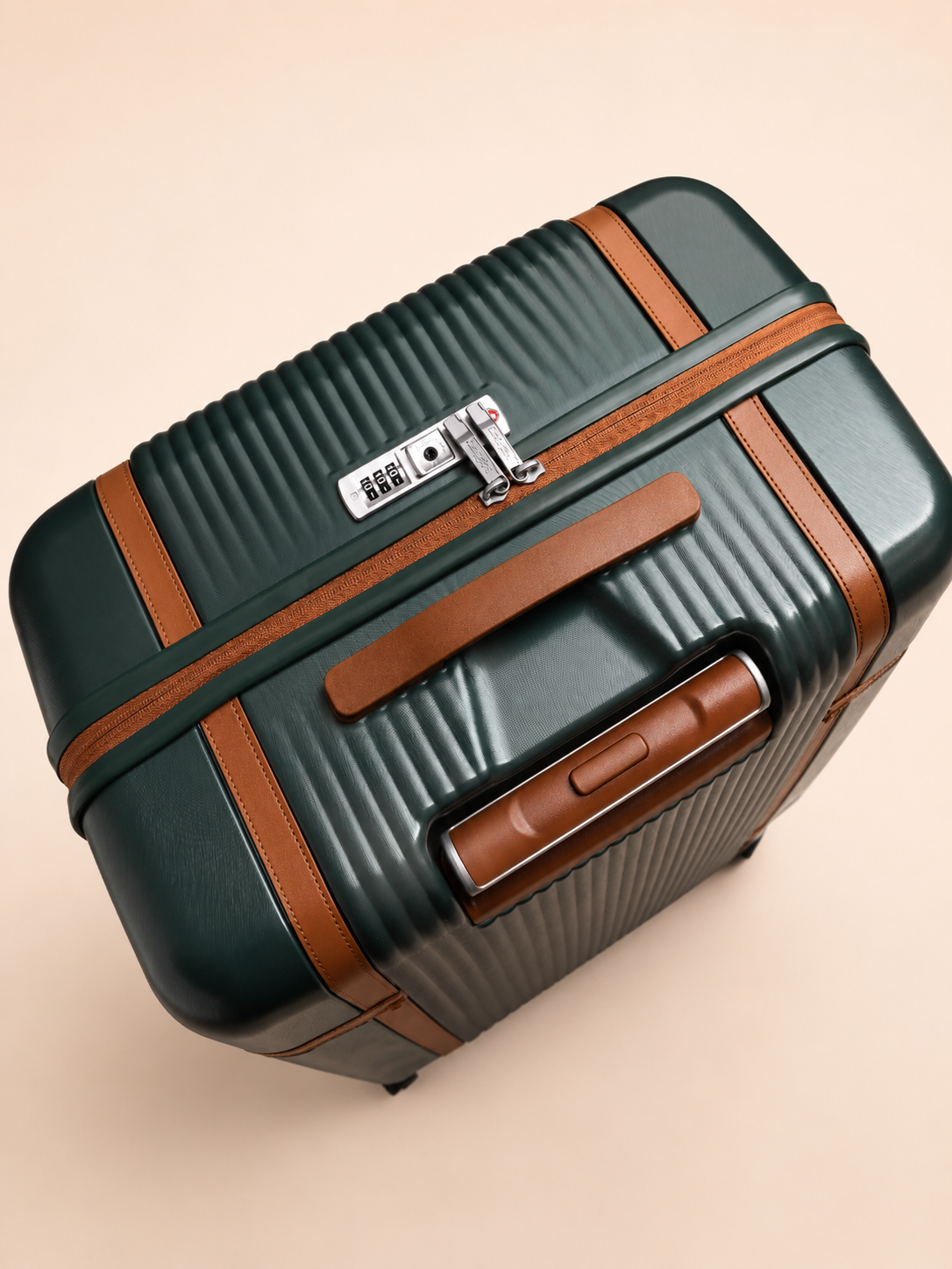 Highbury Elegance Forest Green TSA Hard-Shell 4-Wheel Spinner Luggage – 10 Year Warranty