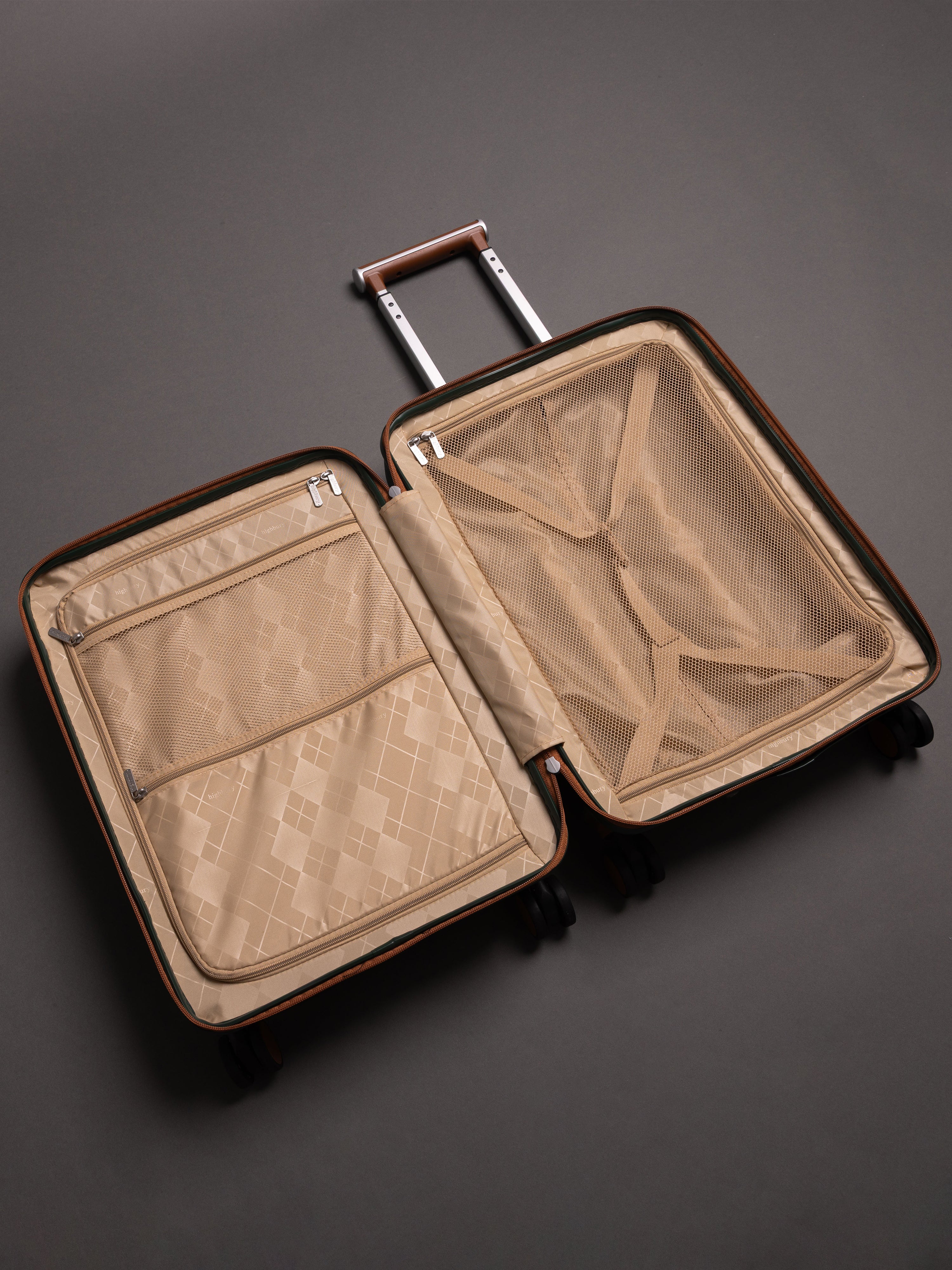 Highbury Elegance Forest Green TSA Hard-Shell 4-Wheel Spinner Luggage – 10 Year Warranty