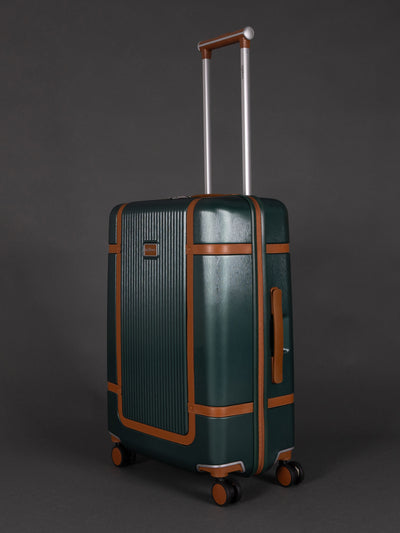 "Highbury Elegance 3 piece luggage set with 10-year warranty"