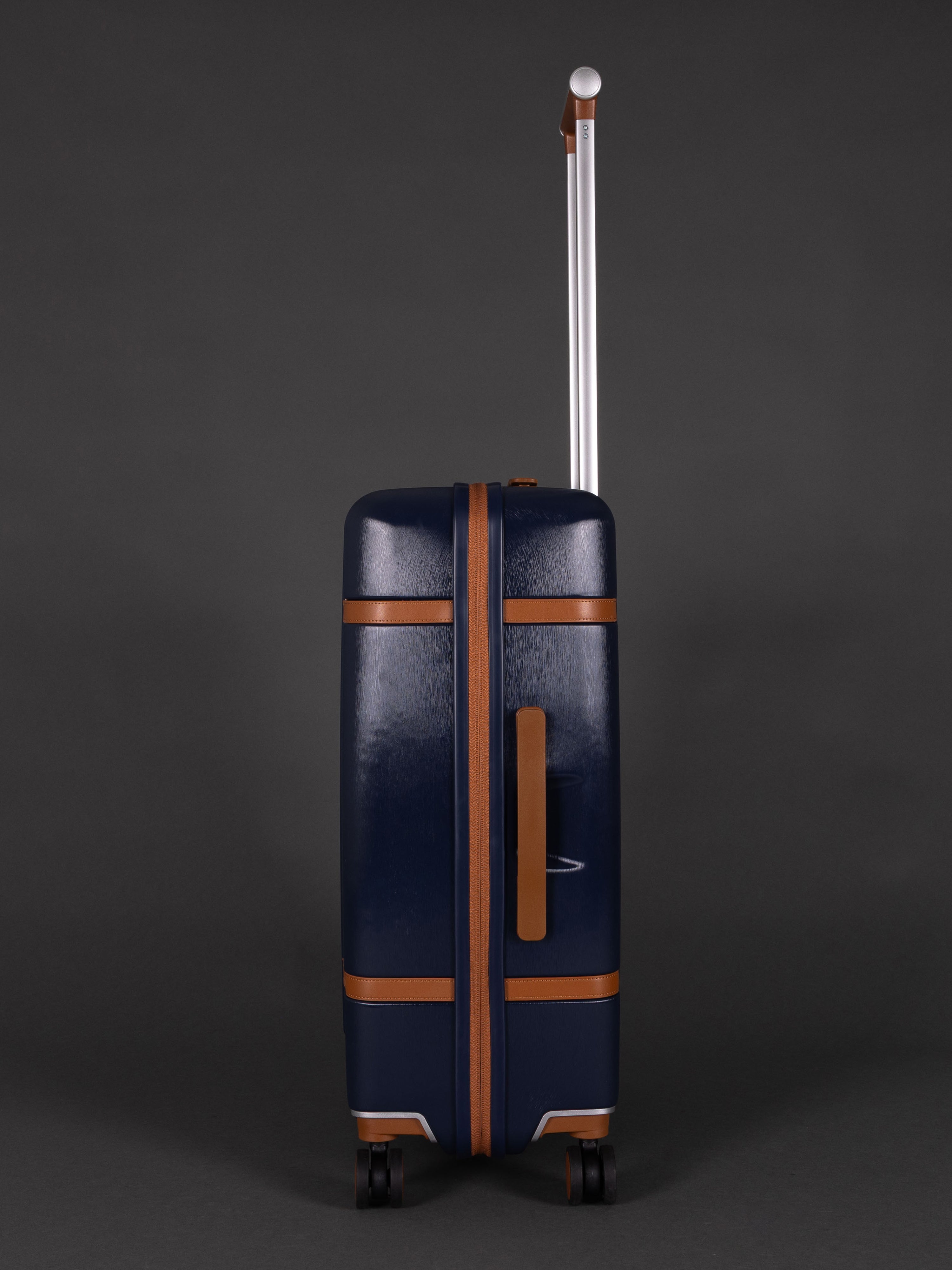 Highbury Elegance Navy TSA Hard-Shell 4-Wheel Spinner Luggage – 10 Year Warranty