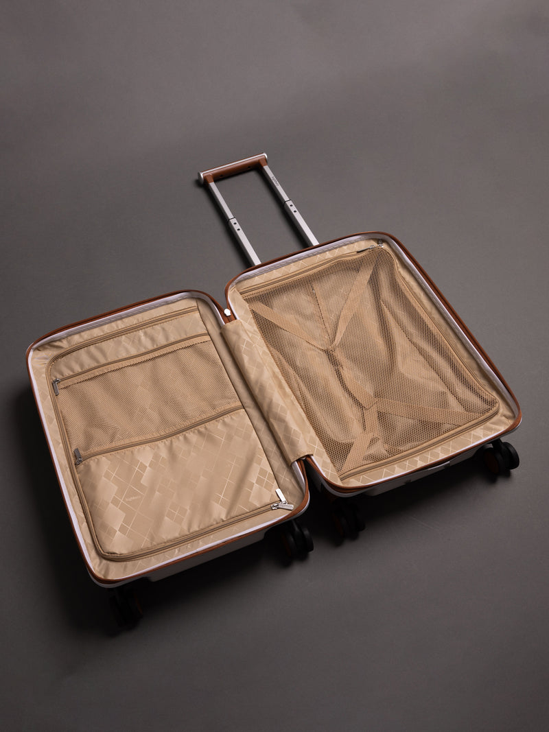 Highbury Elegance White TSA Hard-Shell 4-Wheel Spinner Luggage – 10 Year Warranty