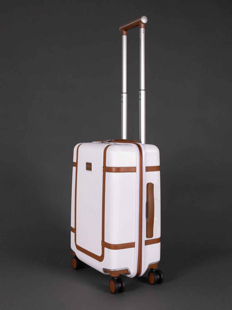 "Highbury Elegance 3 piece luggage set with 10-year warranty"