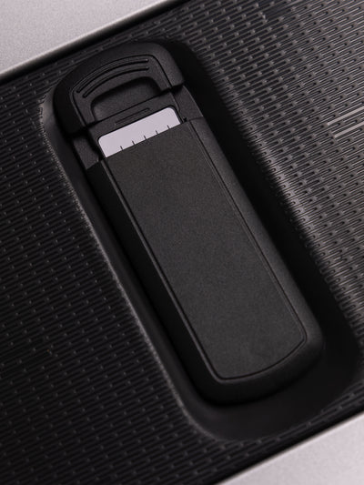 Highbury Guard Dark Grey Hard Shell Luggage – TSA Lock Suitcase with 8 Spinner Wheels (3 Piece Set or Individual Sizes, 10-Year Warranty)