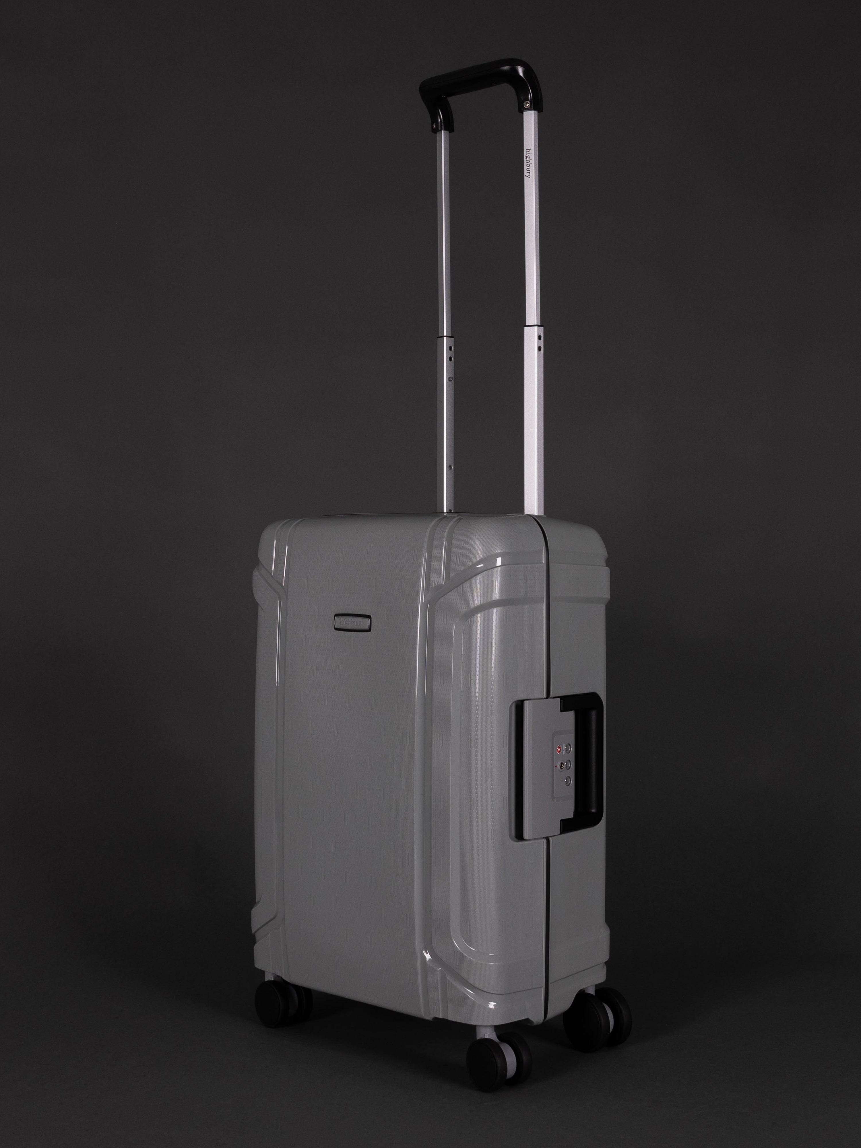 Highbury Guard Silver Hard Shell Luggage – TSA Lock Suitcase with 8 Spinner Wheels (3 Piece Set or Individual Sizes, 10-Year Warranty)