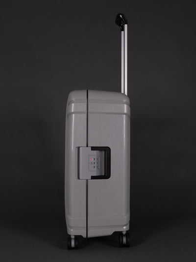 Highbury Guard Silver Hard Shell Luggage – TSA Lock Suitcase with 8 Spinner Wheels (3 Piece Set or Individual Sizes, 10-Year Warranty)