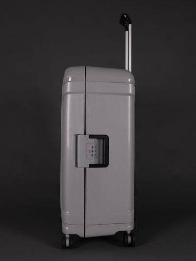 Highbury Guard Silver Hard Shell Luggage – TSA Lock Suitcase with 8 Spinner Wheels (3 Piece Set or Individual Sizes, 10-Year Warranty)