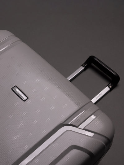 Highbury Guard Silver Hard Shell Luggage – TSA Lock Suitcase with 8 Spinner Wheels (3 Piece Set or Individual Sizes, 10-Year Warranty)