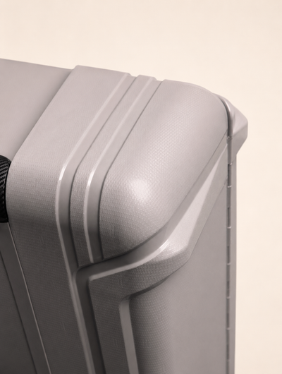 Highbury Guard Silver Hard Shell Luggage – TSA Lock Suitcase with 8 Spinner Wheels (3 Piece Set or Individual Sizes, 10-Year Warranty)
