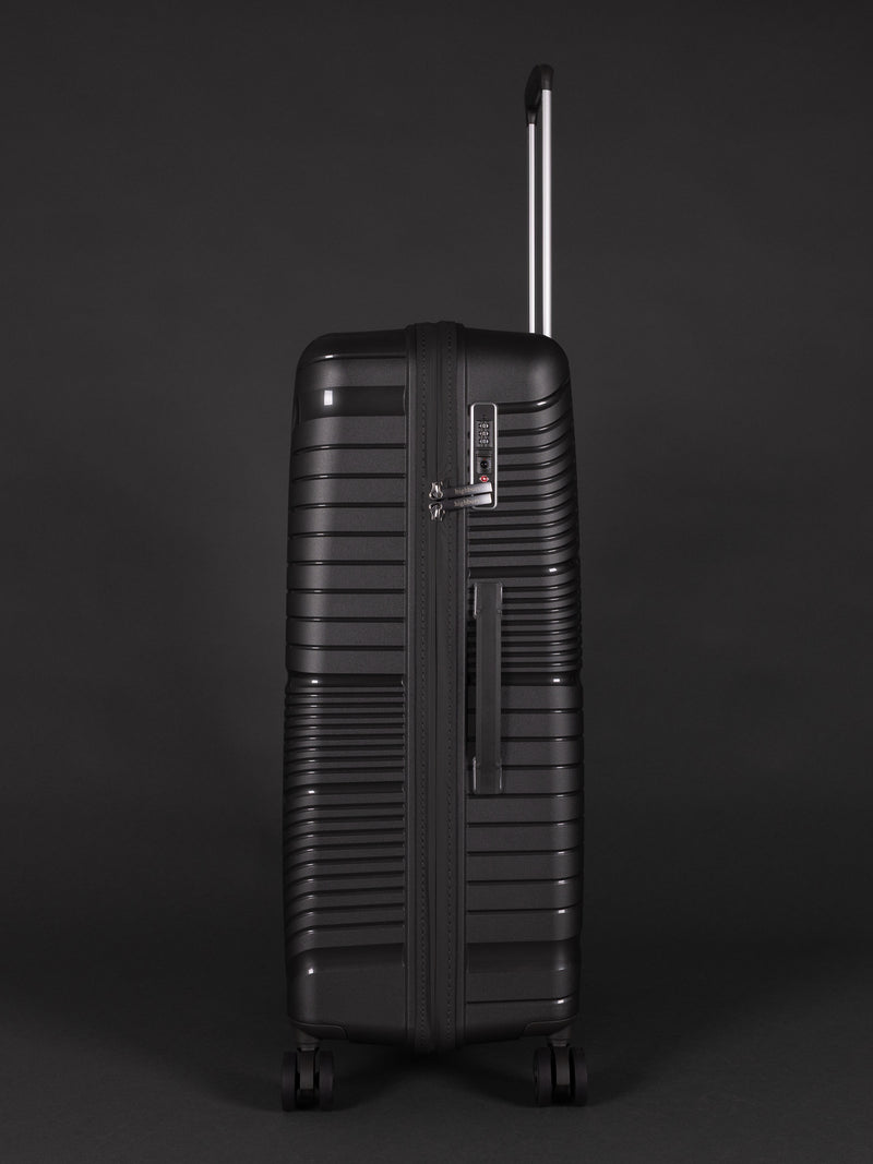"Highbury Helios ultra-light dark grey polypropylene luggage set with TSA lock – 3 suitcases"