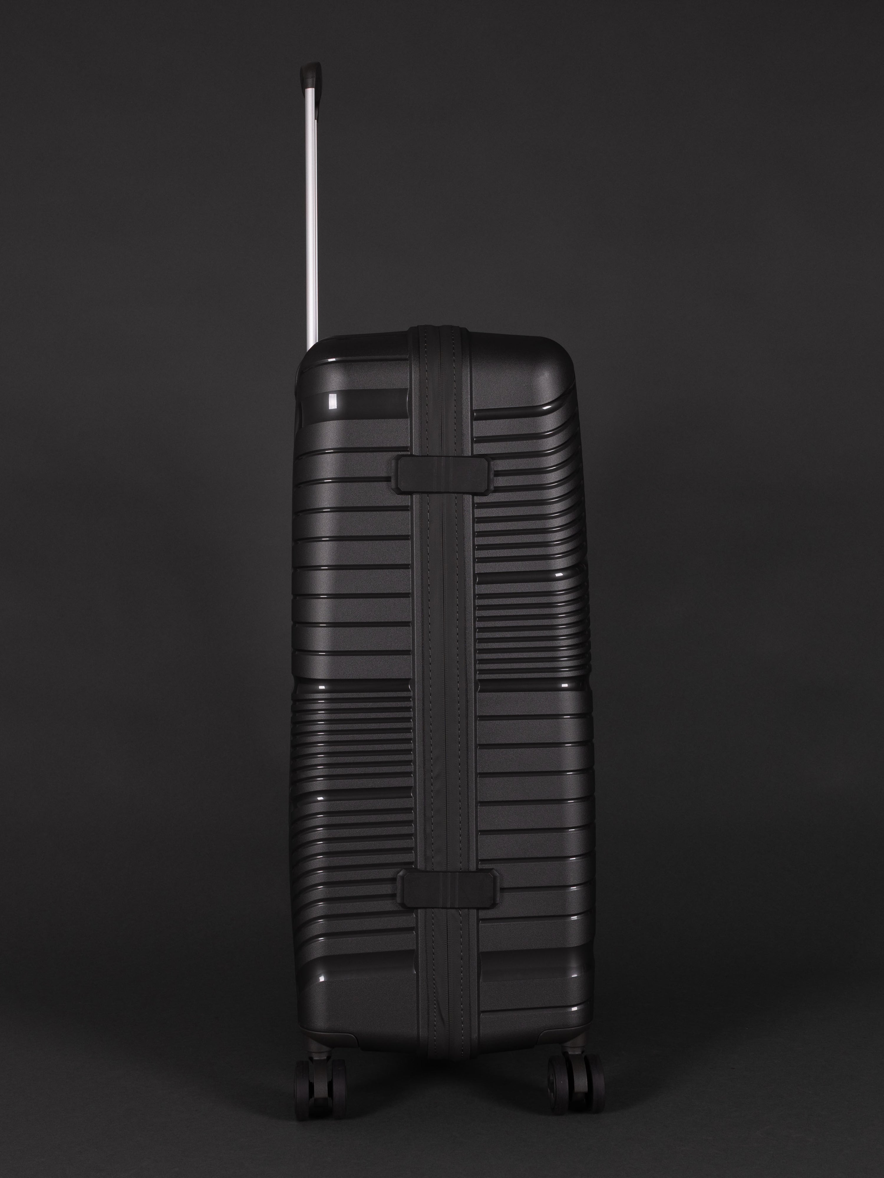 Highbury Helios Ultra-Light Dark Grey Polypropylene Luggage Set – Hard Shell Spinner Suitcases with TSA Lock (20", 24", 28", 10-Year Warranty)