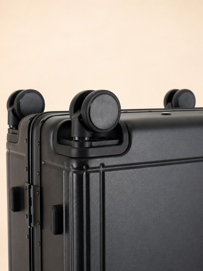 Highbury Cargo Black Aluminium Frame Luggage Set of 3 | Zipless TSA Lock Suitcases