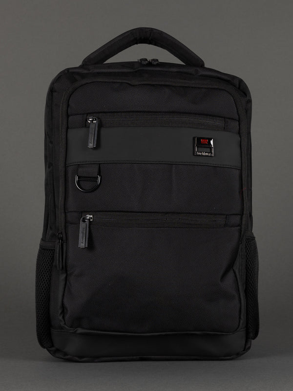 "Highbury 18-inch black 1680D polyester laptop backpack"