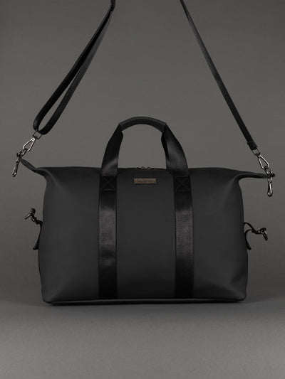 Highbury 18-Inch Spacious Travel Black Tote Bag – Cabin-Approved, Lightweight & Versatile