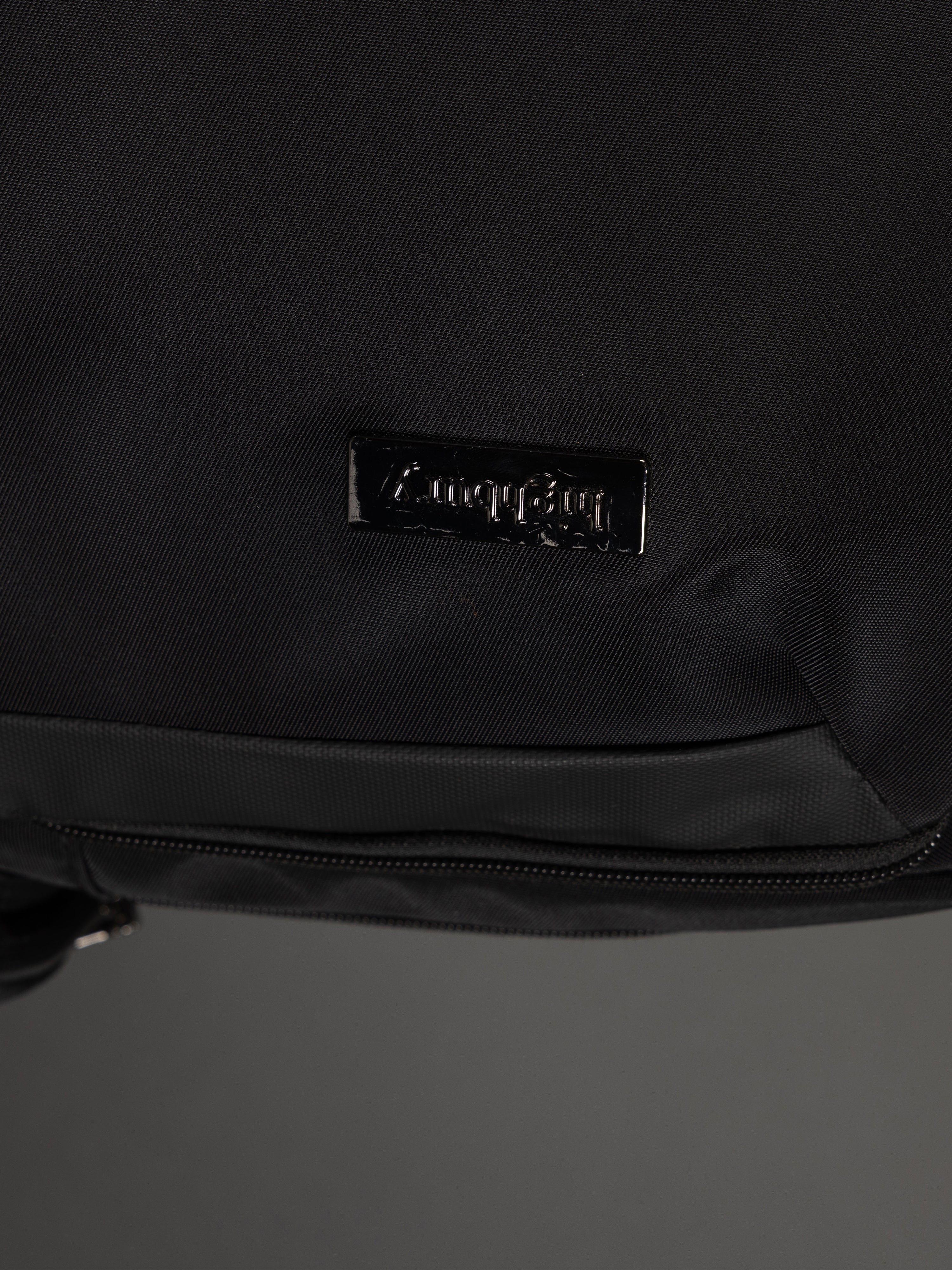 Highbury 17-Inch Black Cabin Backpack – Organiser Laptop Rucksack for Business, School & Travel