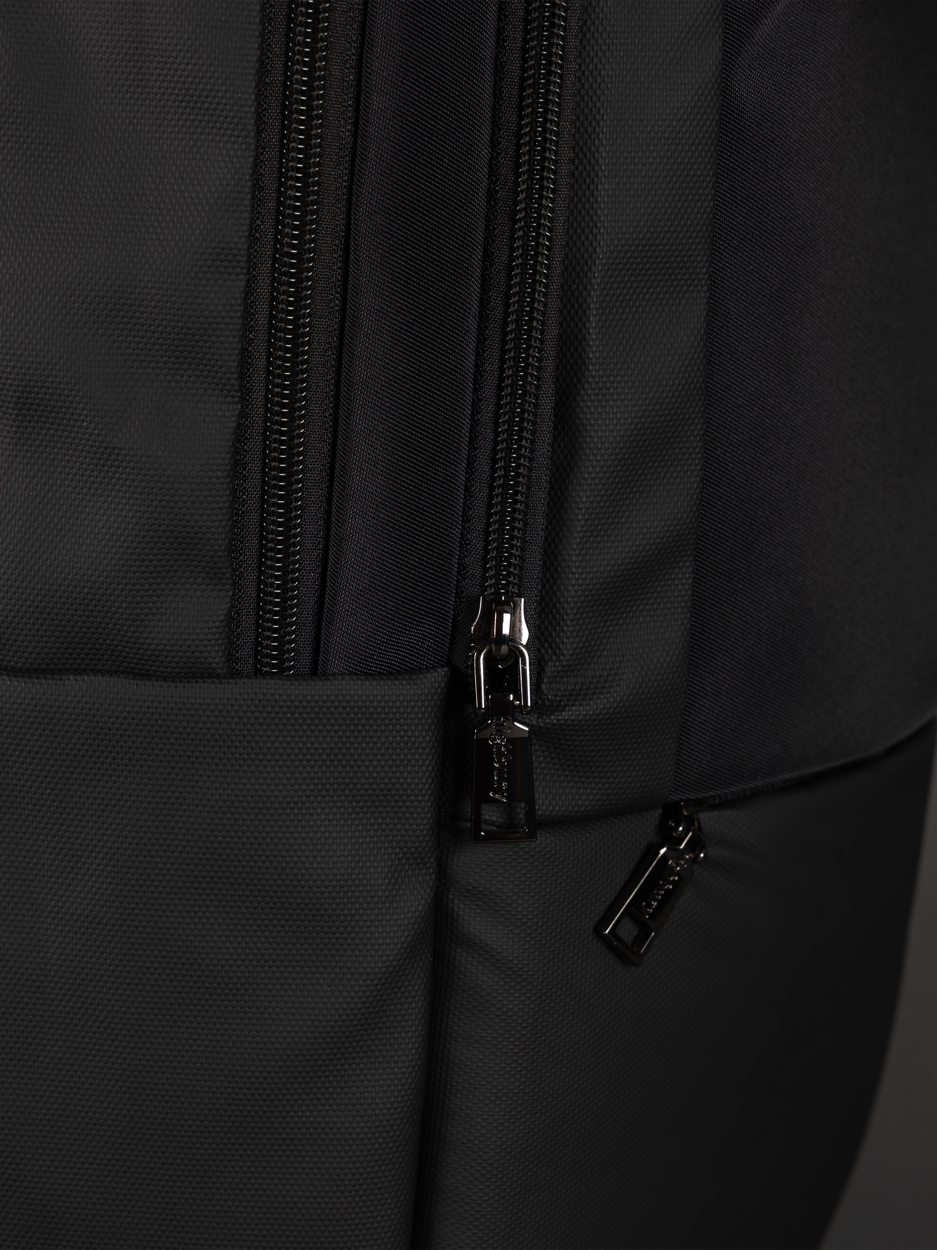 Highbury 17-Inch Black Cabin Backpack – Organiser Laptop Rucksack for Business, School & Travel