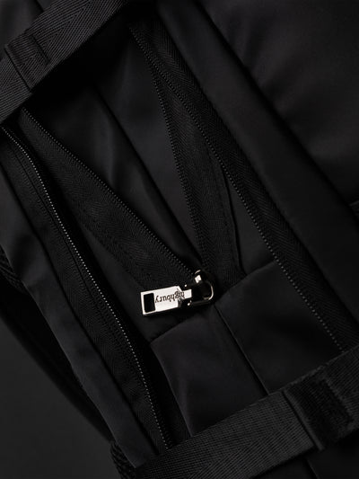 Highbury 18-Inch Black Cabin Backpack – Expandable Travel Laptop Rucksack with USB Charging Port