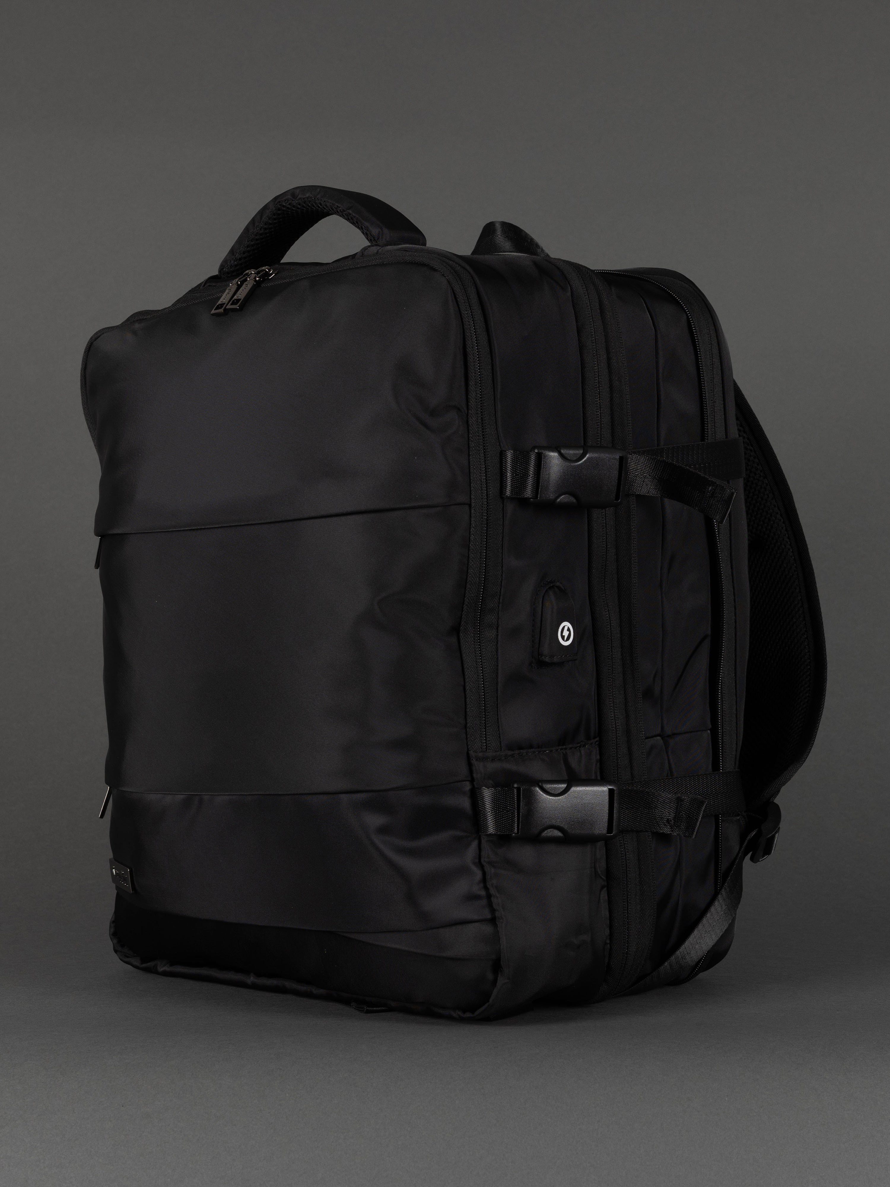 Highbury 18-Inch Black Cabin Backpack – Expandable Travel Laptop Rucksack with USB Charging Port