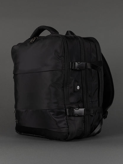 Highbury 18-Inch Black Cabin Backpack – Expandable Travel Laptop Rucksack with USB Charging Port