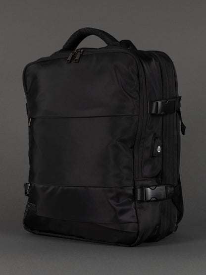 "Highbury 18-inch black expandable cabin backpack with USB charging port"