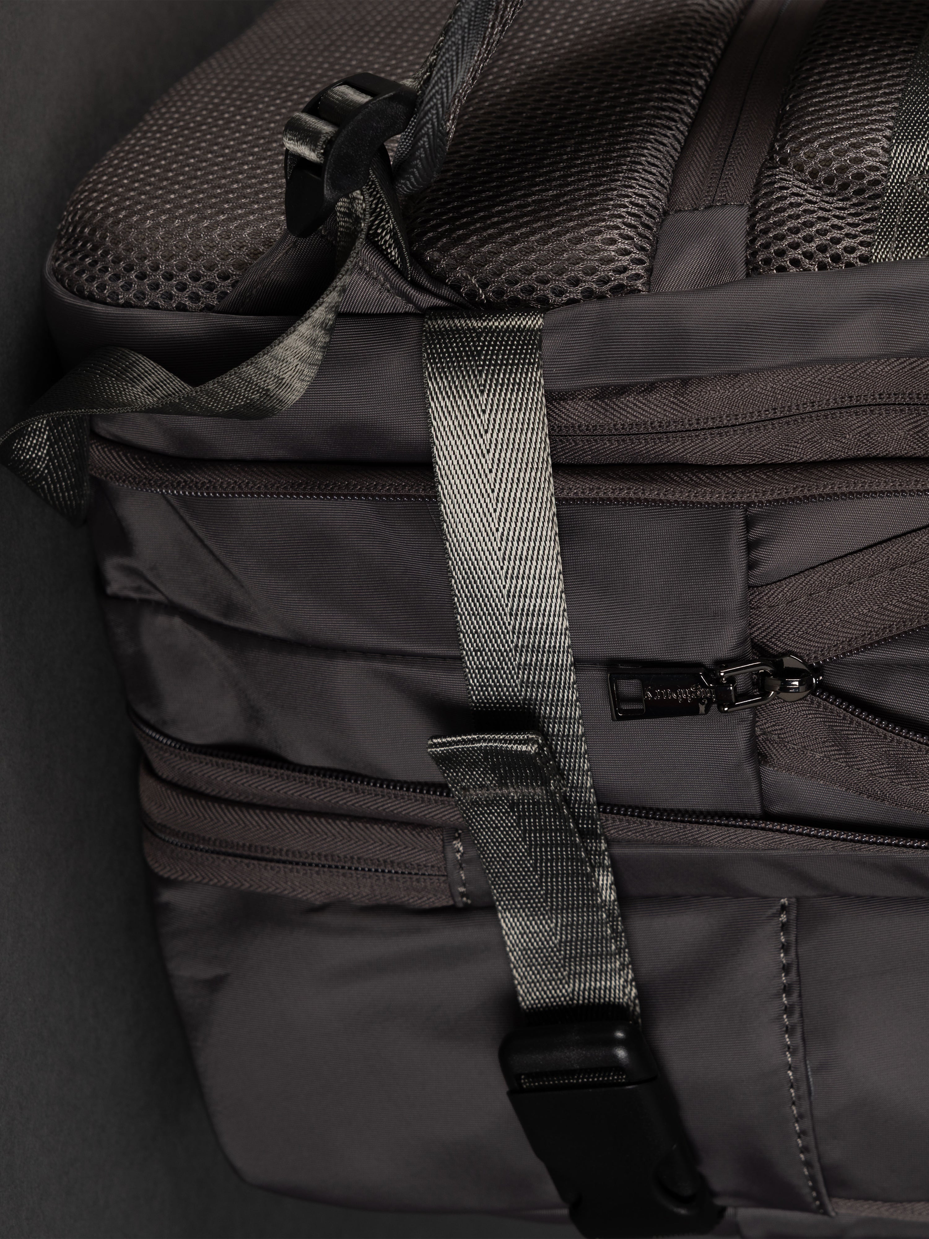 Highbury 18-Inch Grey Cabin Backpack – Expandable Travel Laptop Rucksack with USB Charging Port