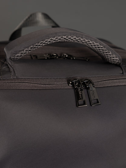 Highbury 18-Inch Grey Cabin Backpack – Expandable Travel Laptop Rucksack with USB Charging Port