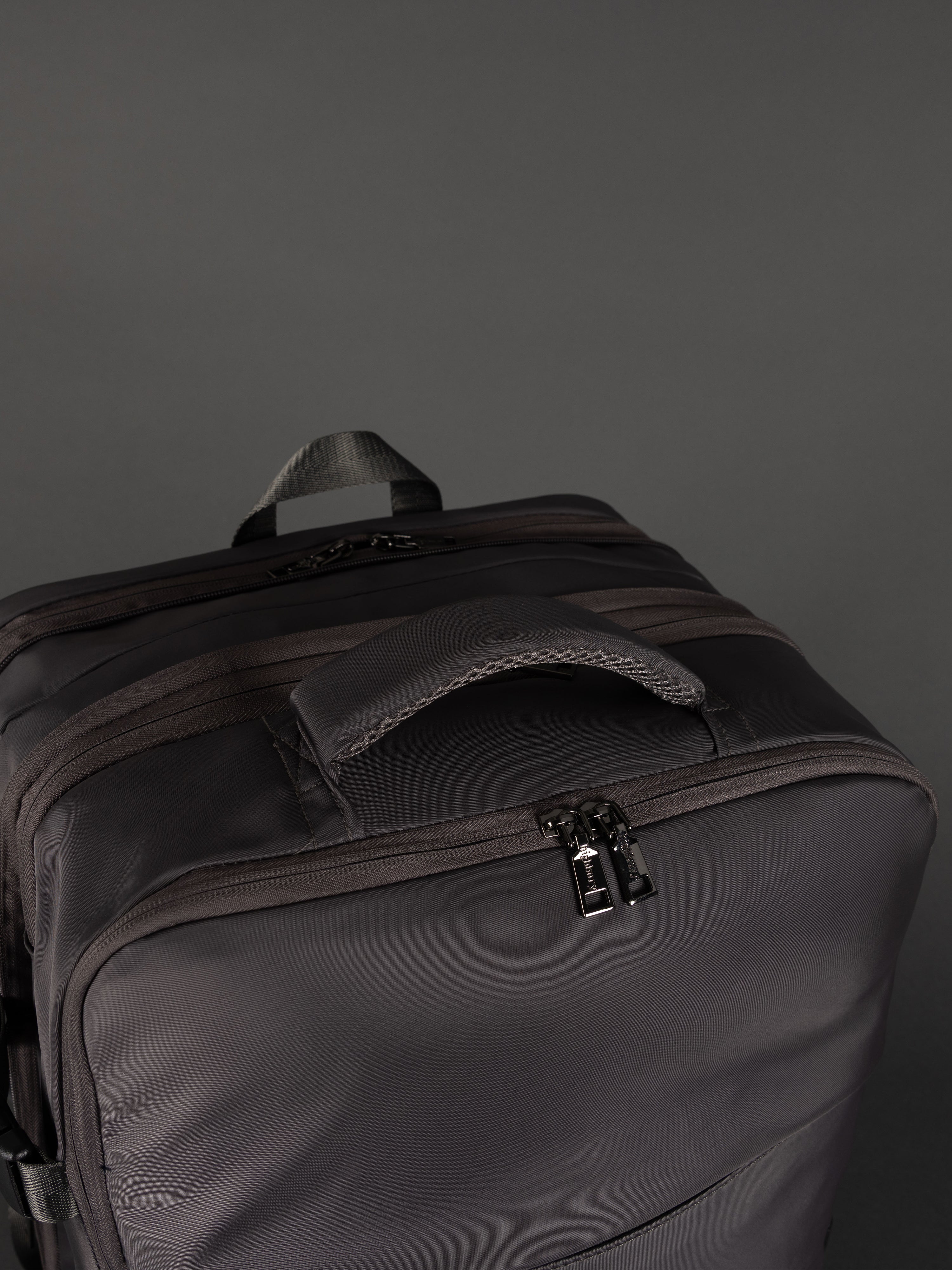 Highbury 18-Inch Grey Cabin Backpack – Expandable Travel Laptop Rucksack with USB Charging Port