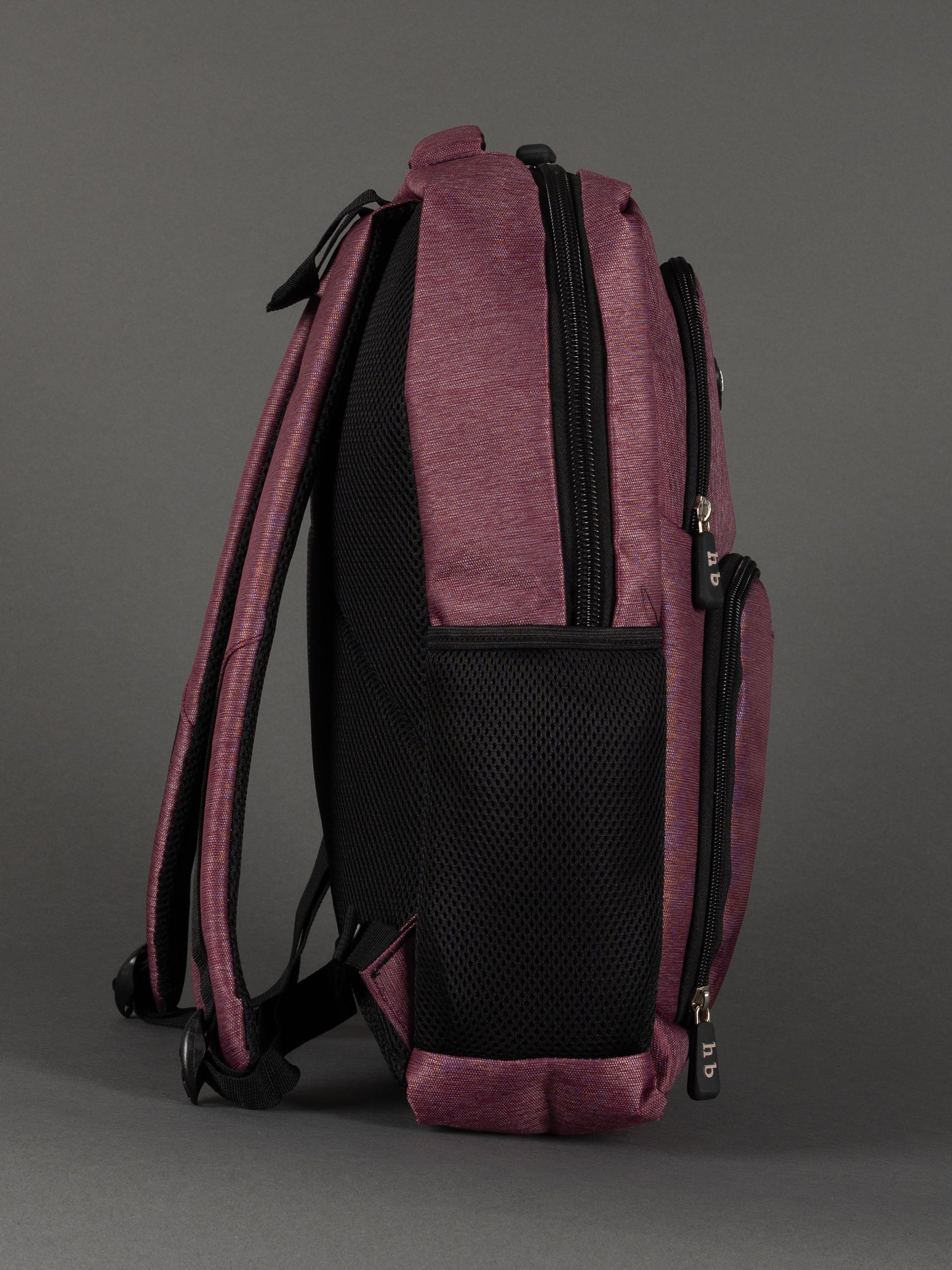 "Christmas gift idea – burgundy 18-inch laptop backpack for students or professionals"