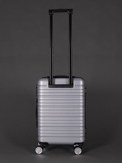 BEOW 3 Piece Silver Luggage Set – 20", 24" & 28" Suitcases with Expandable Hard Shell, Spinner Wheels & TSA Locks