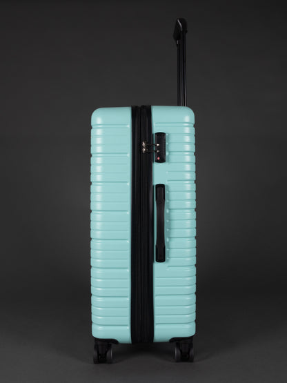 “Side view of expandable BEOW luggage showing 20% additional storage capacity”