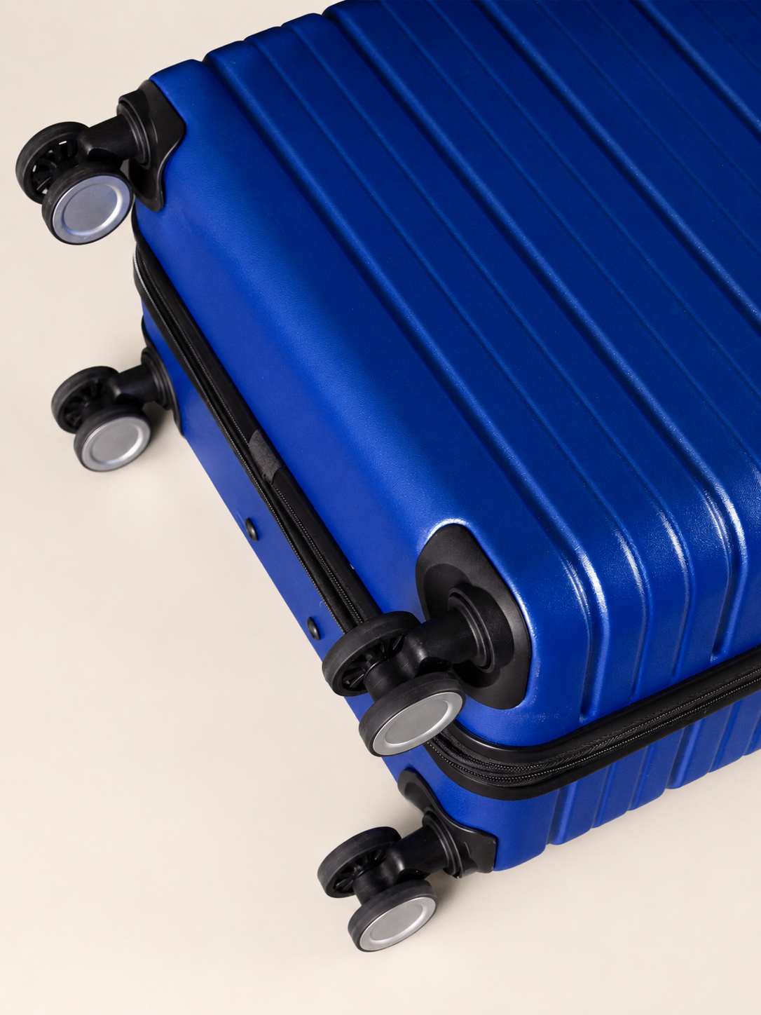 BEOW 3 Piece Blue Luggage Set – 20", 24" & 28" Suitcases with Expandable Hard Shell, Spinner Wheels & TSA Locks