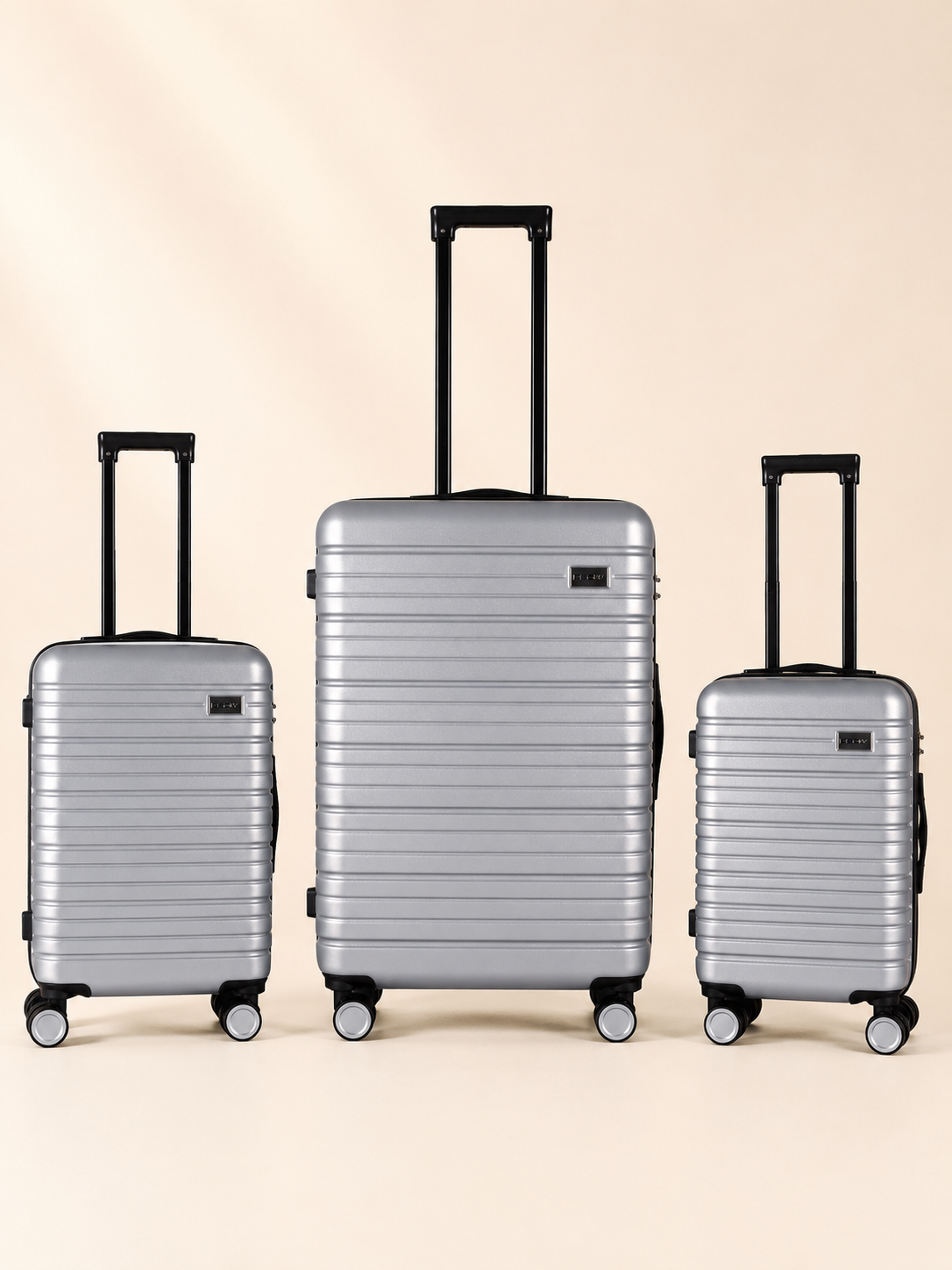 BEOW 3 Piece Silver Luggage Set – 20", 24" & 28" Suitcases with Expandable Hard Shell, Spinner Wheels & TSA Locks